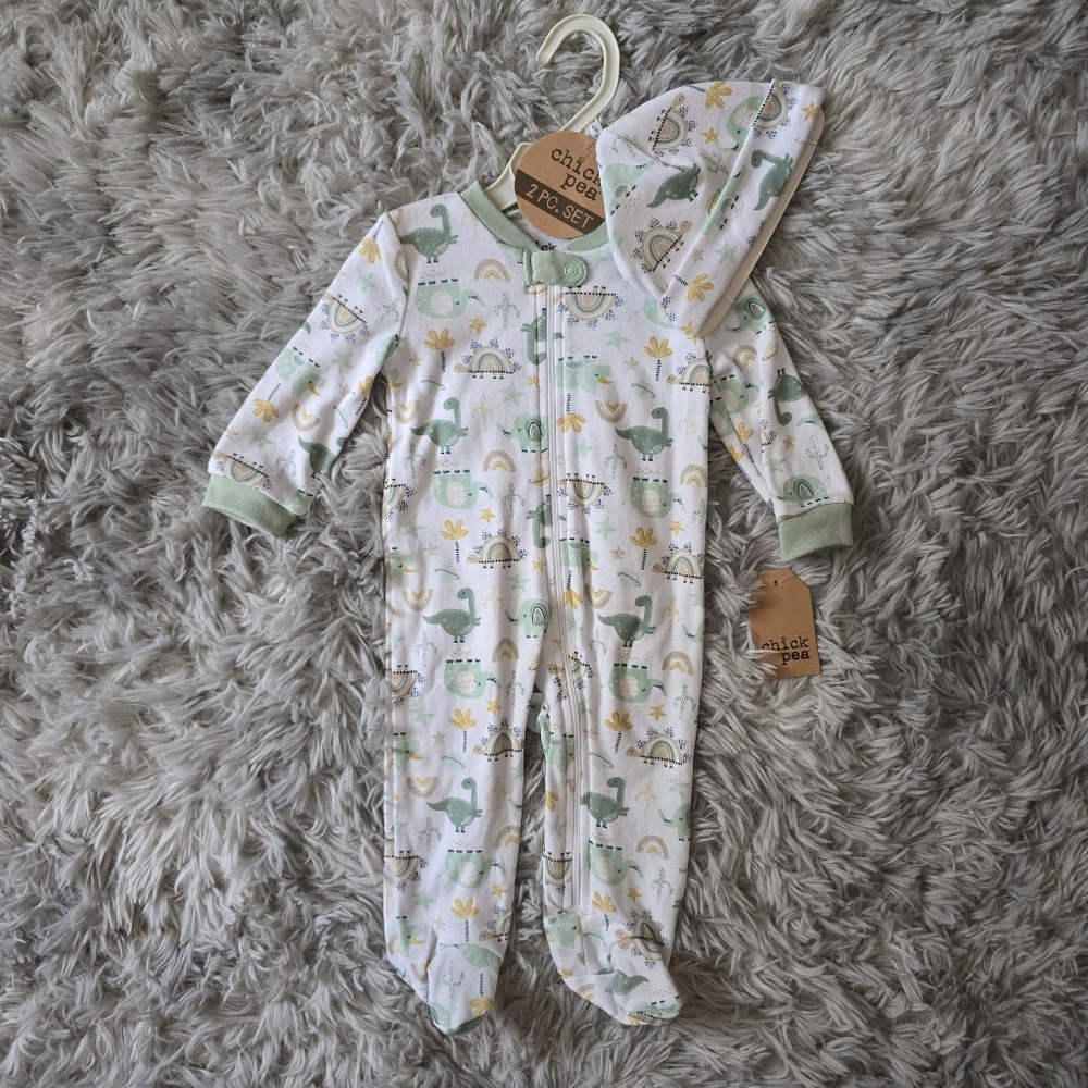 NWT Chick Pea Dinosaur Print Footie Onesie With Matching Hat - Size 3-6M